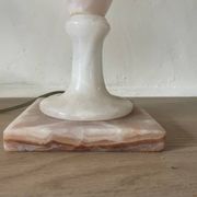 Pied de lampe en onyx rose et blanc