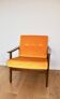 Fauteuil yougoslave restauré du milieu du siècle en jaune doré