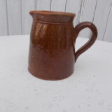 Sandstone pitcher