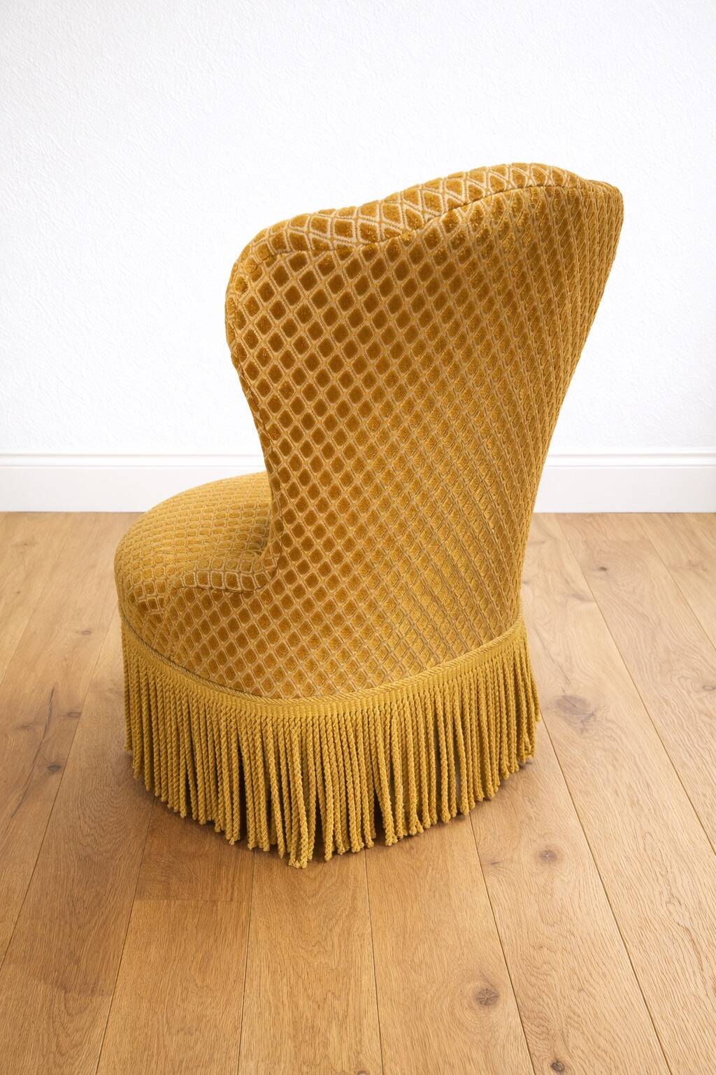 Vintage mustard velvet crab chair with fringes – 1970s