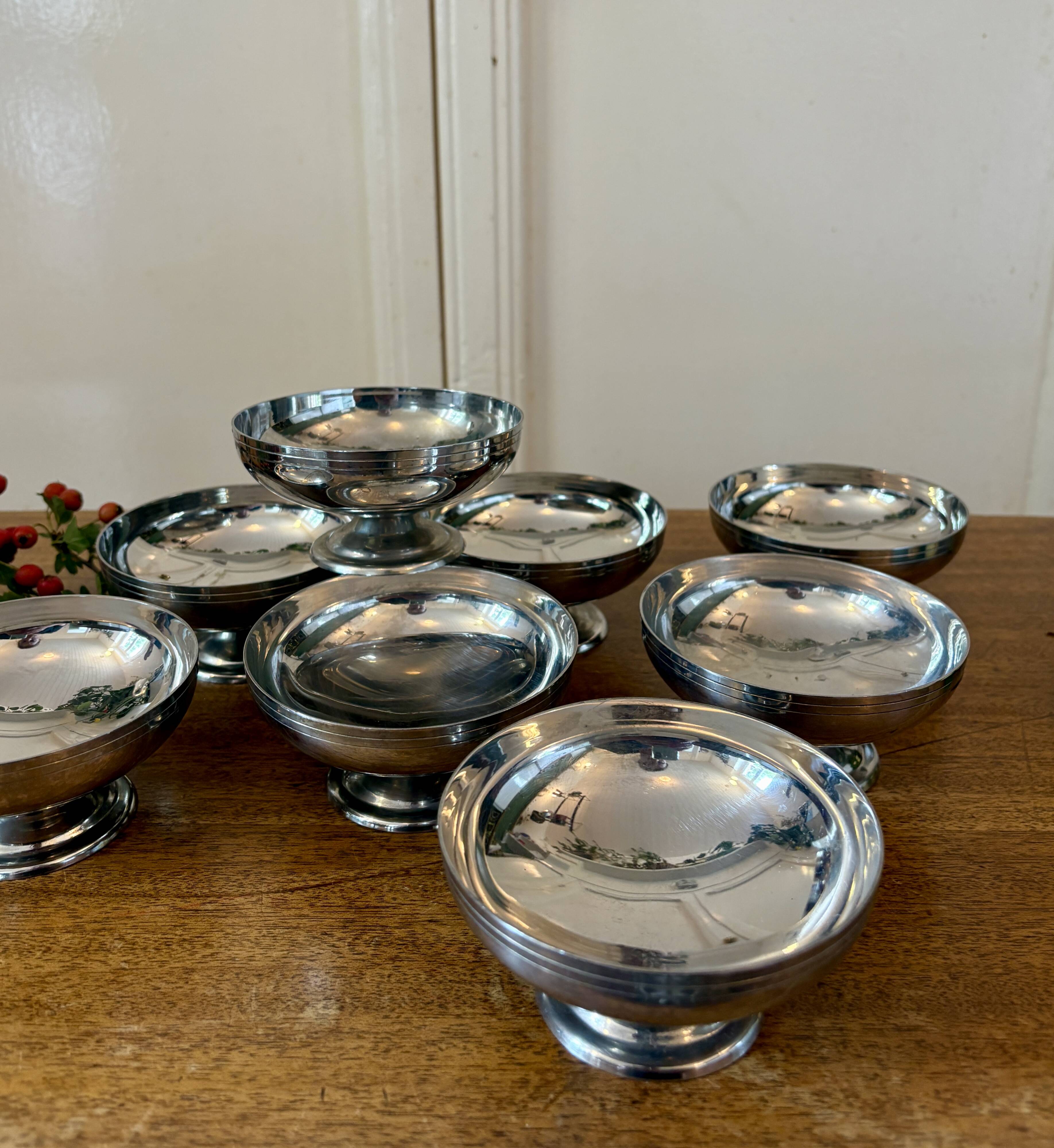 Set of 8 vintage stainless steel cups