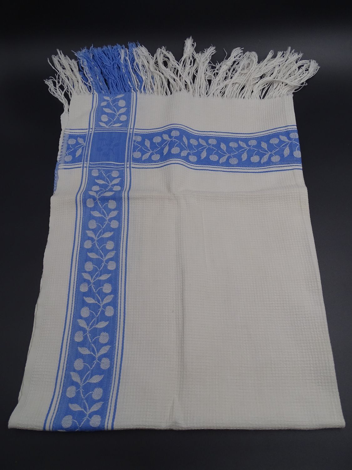 Lot of 2 old and cotton tea towels - Pretty blue friezes - Franges - Circa 1920-1930