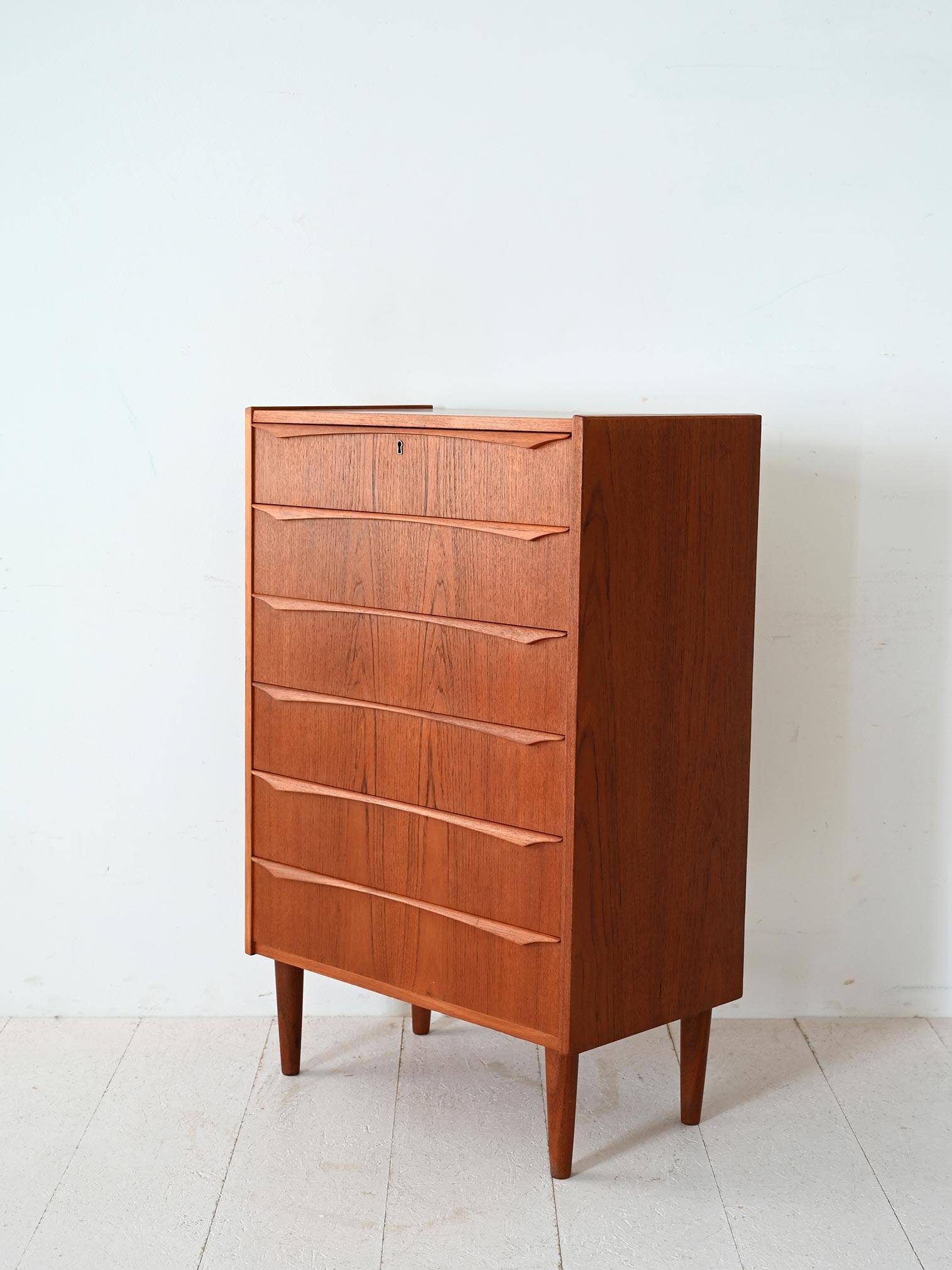 Scandinavian teak chest of drawers with 6 drawers from the 1950s/60s