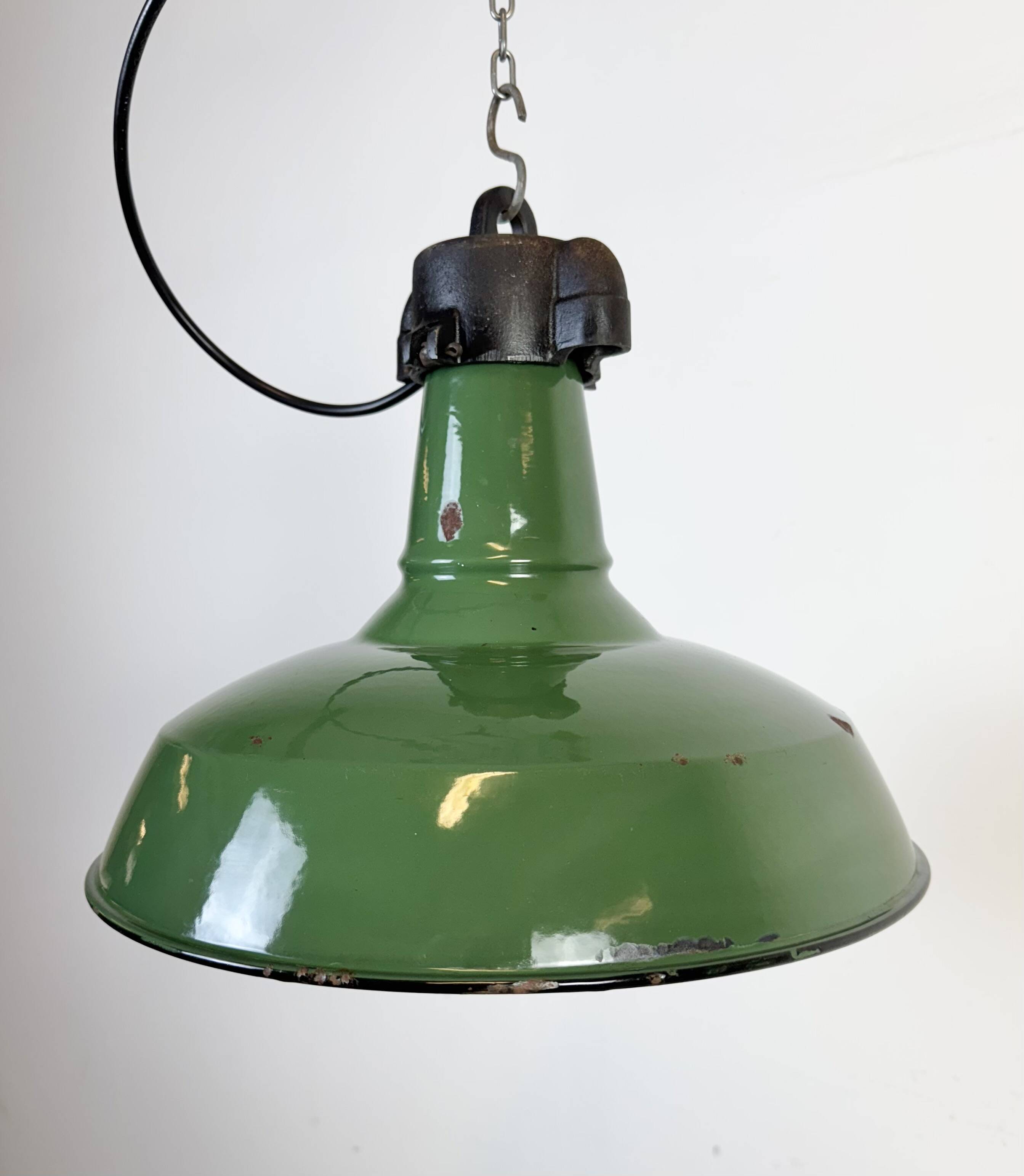 Industrial Green Enamel Factory Pendant Lamp, 1960s