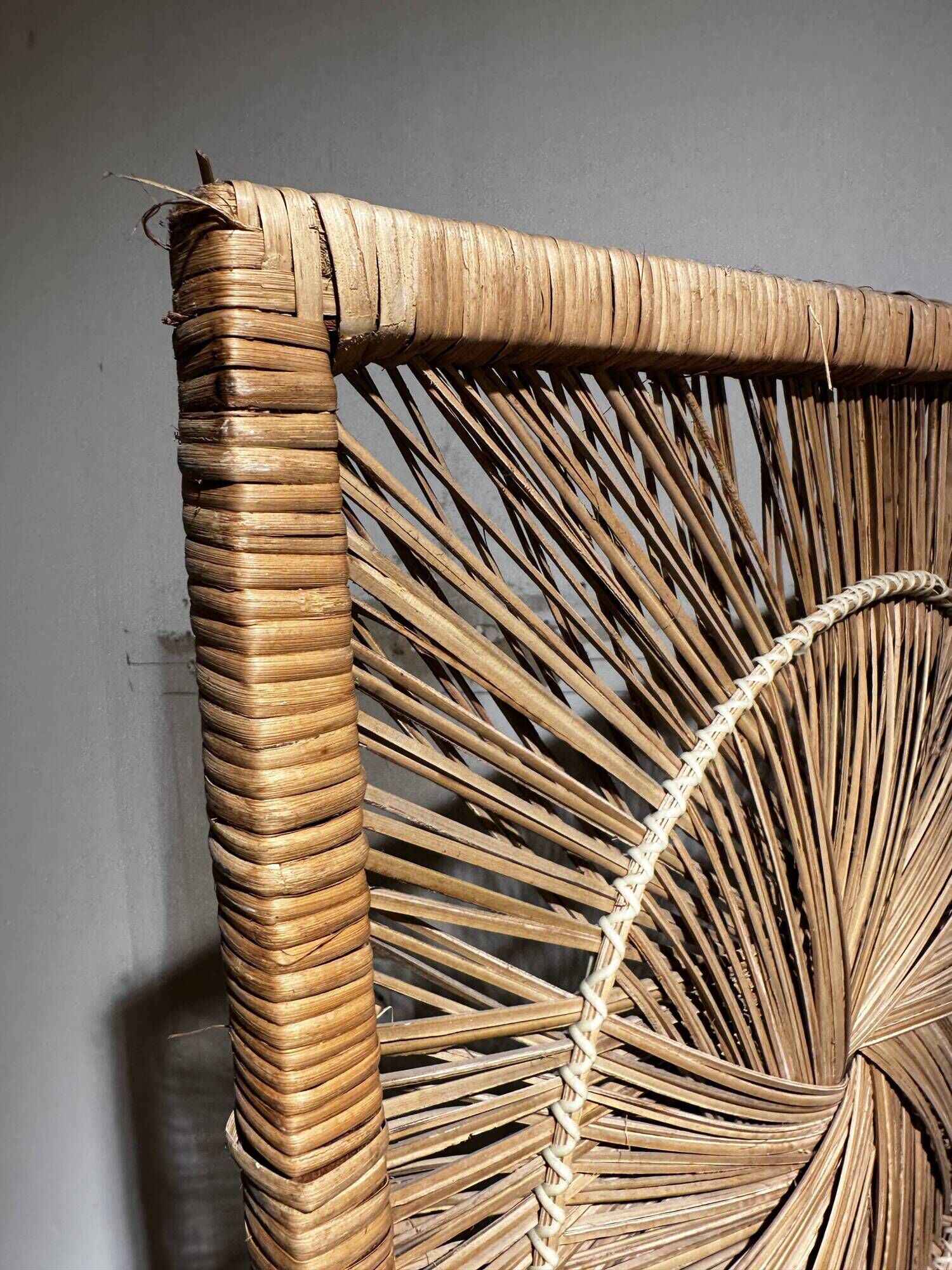 Vintage rattan/wicker screen – 3 panels