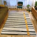 Tufted wool rug - Designer Annika Möller
