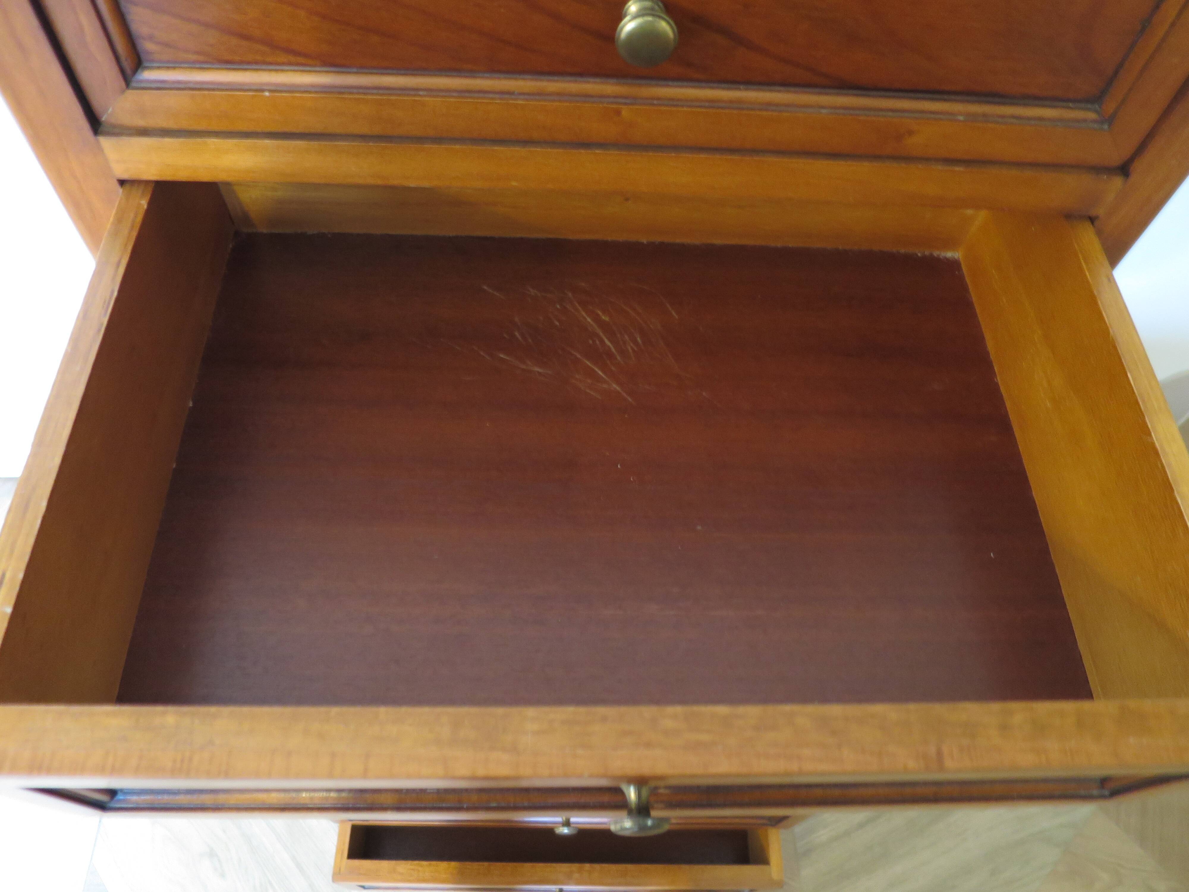 Rare Louis Philippe chest of drawers with 7 drawers from the 80s in cherry wood