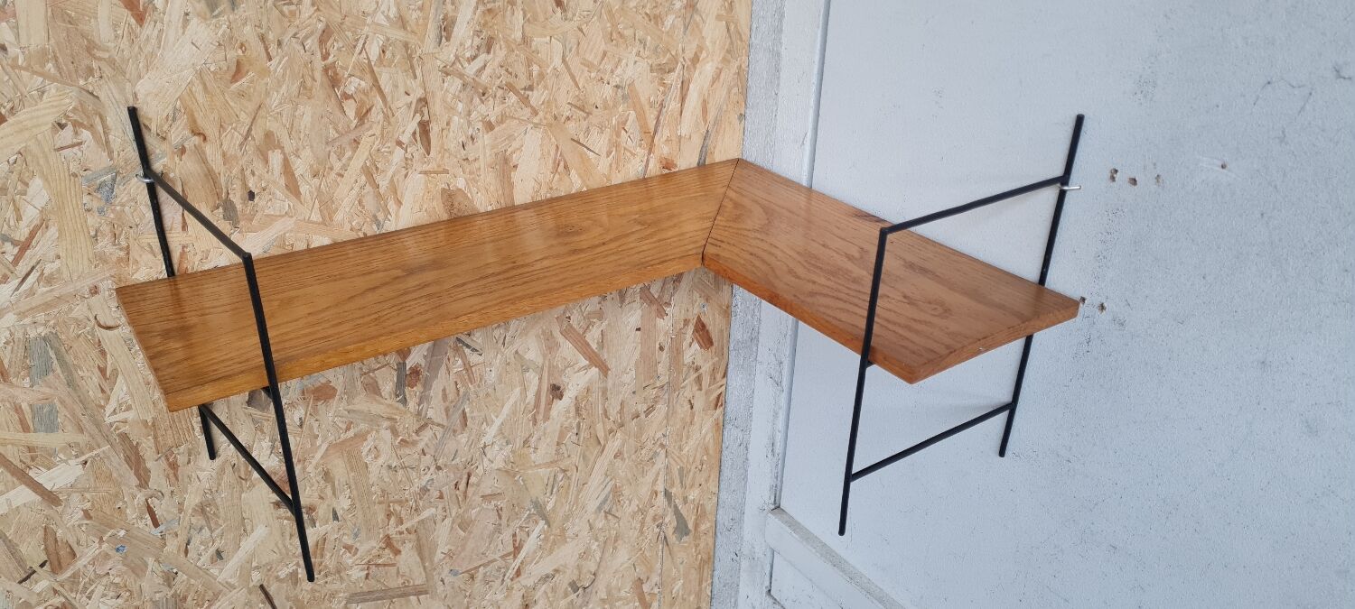 String corner wall shelf