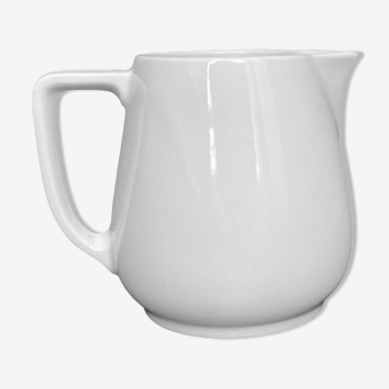 Milk pot