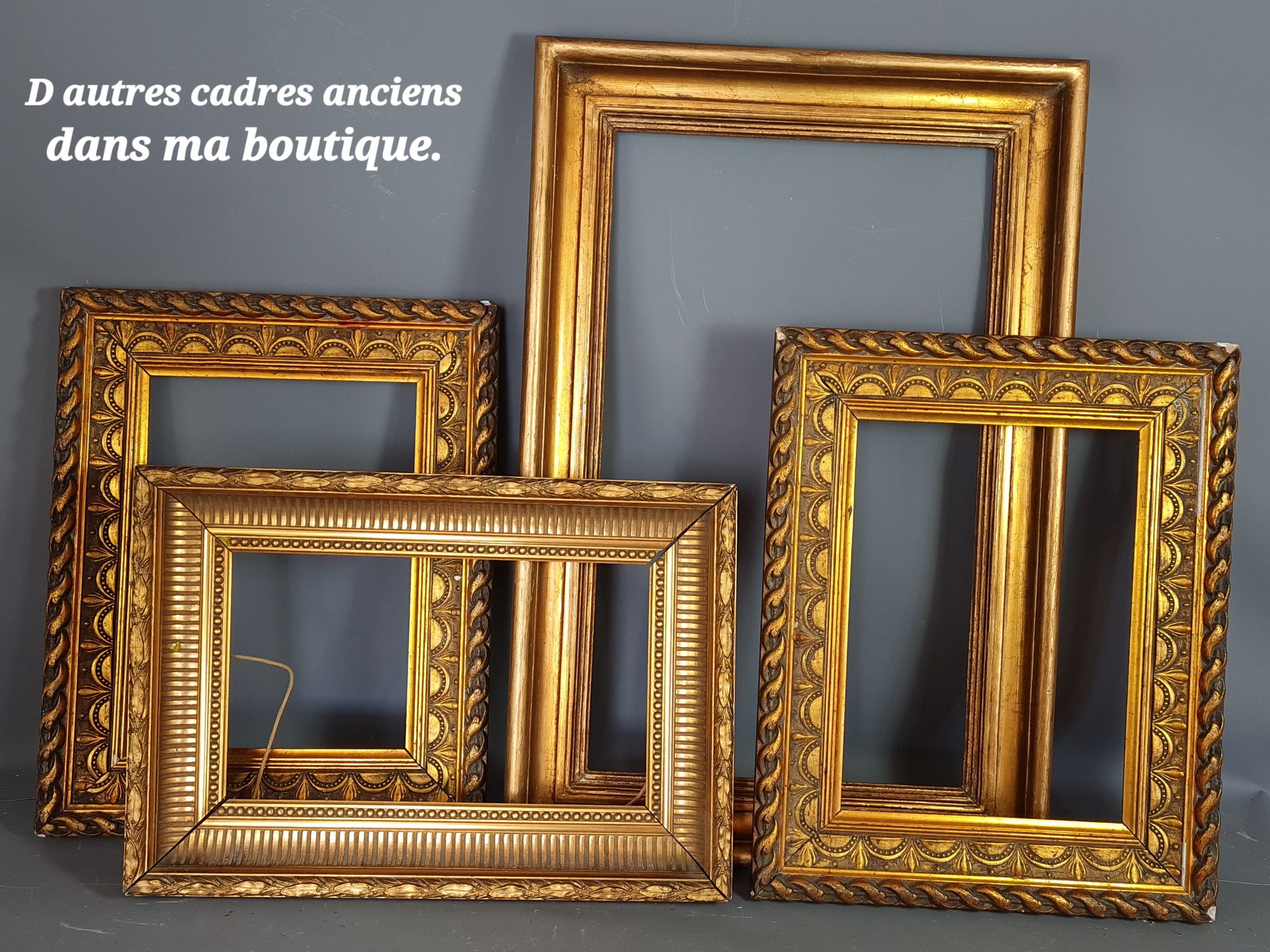 Cadre ancien bois stuc doré 29,5x21,5 cm, feuillure 23,2x15,3 cm
