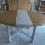 Round table with pearl gray patinated oak base, wooden top.
