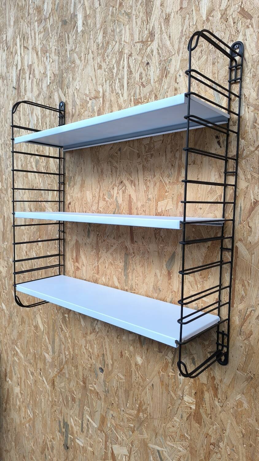 Tomado Holland modular shelving unit