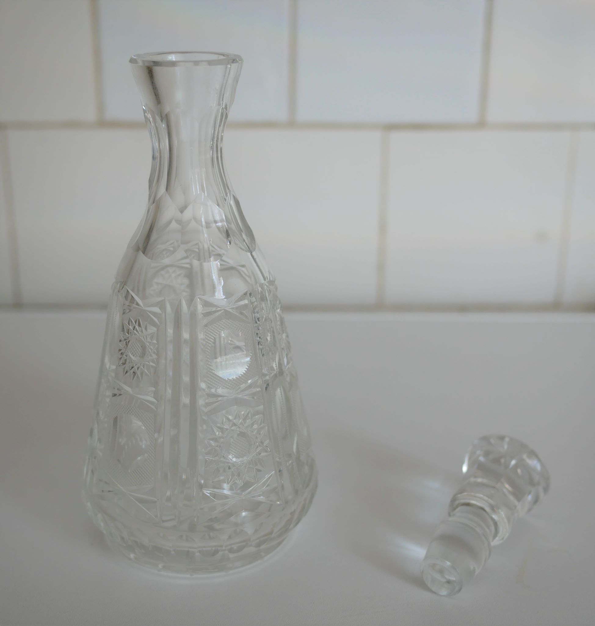 Crystal wine decanter