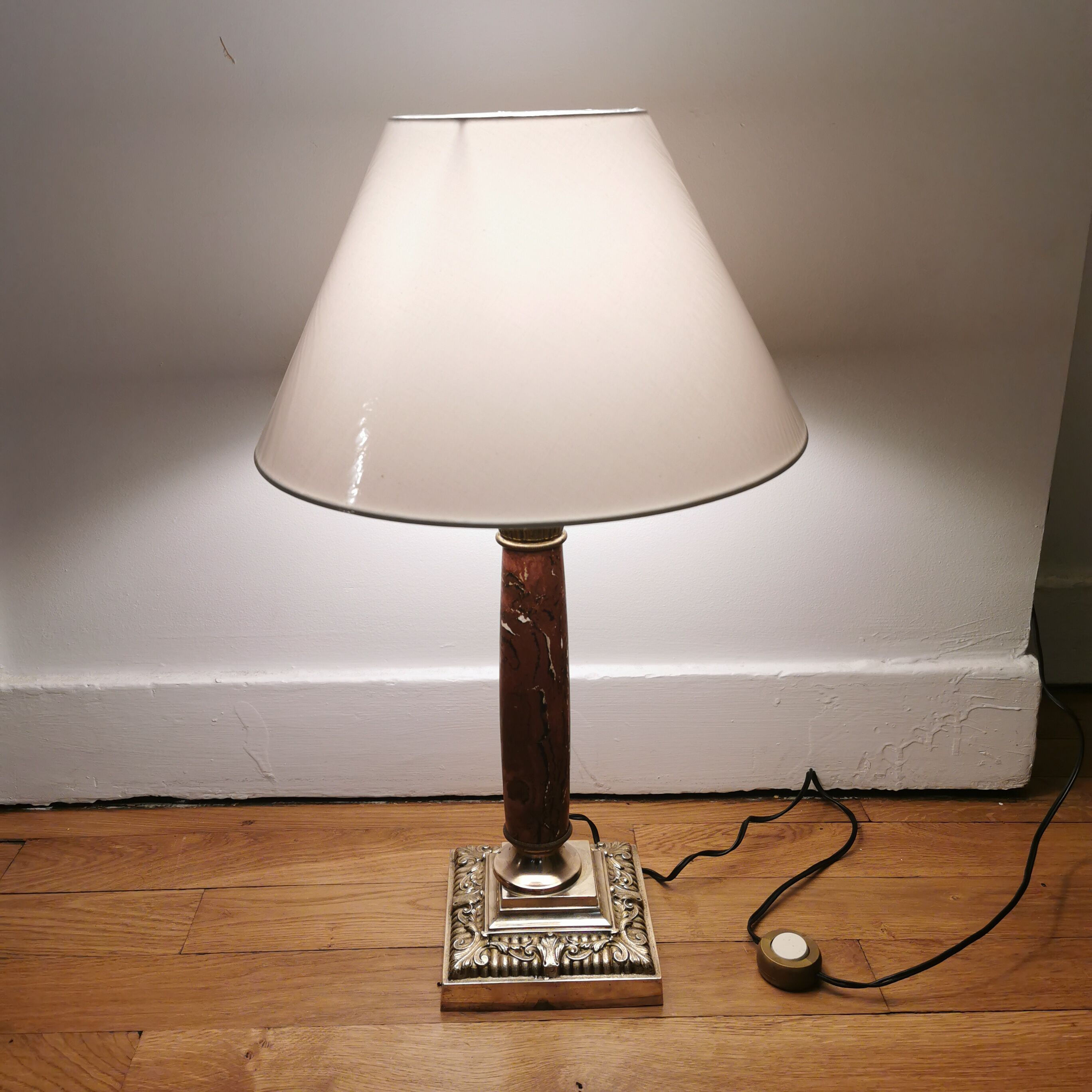 Lamp in marble and bronze empire