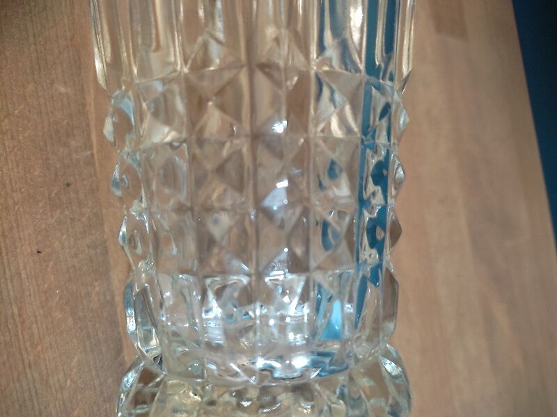 Glass vase crystal molded diamond point dp 012309