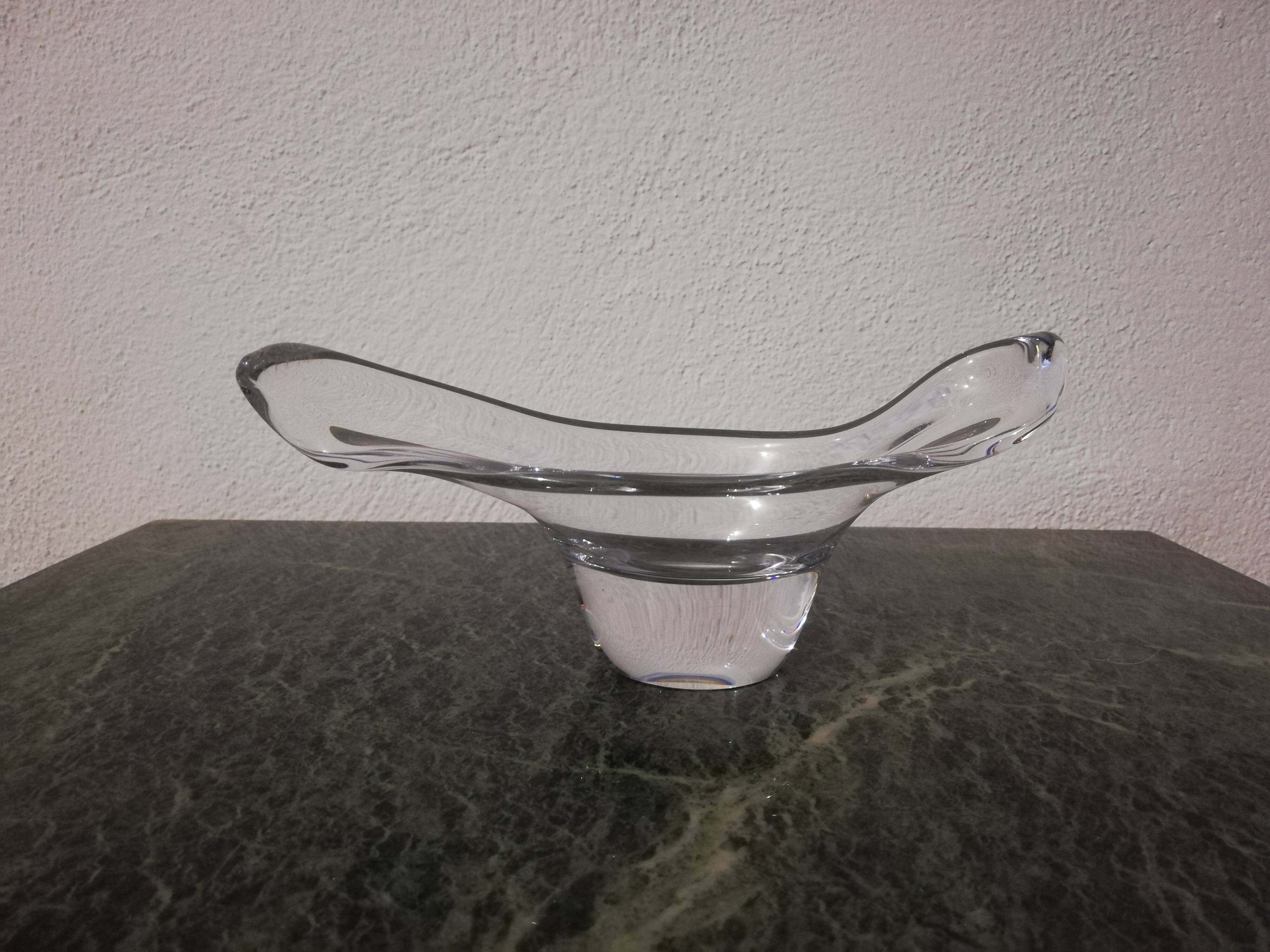 Empty pocket/crystal bowl