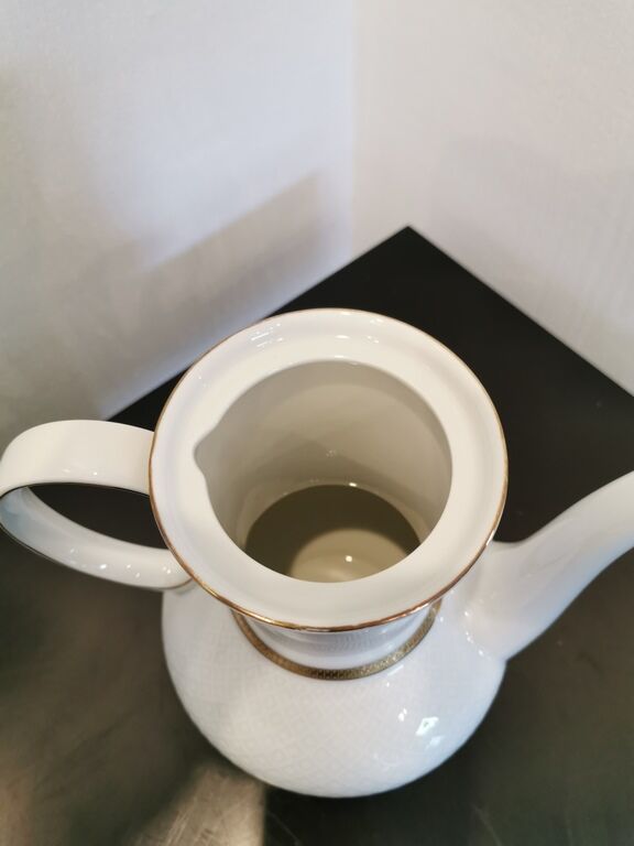 Théière blanche et dorée Bavaria