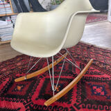 Vitra rocking chair design Charles & Ray Eames