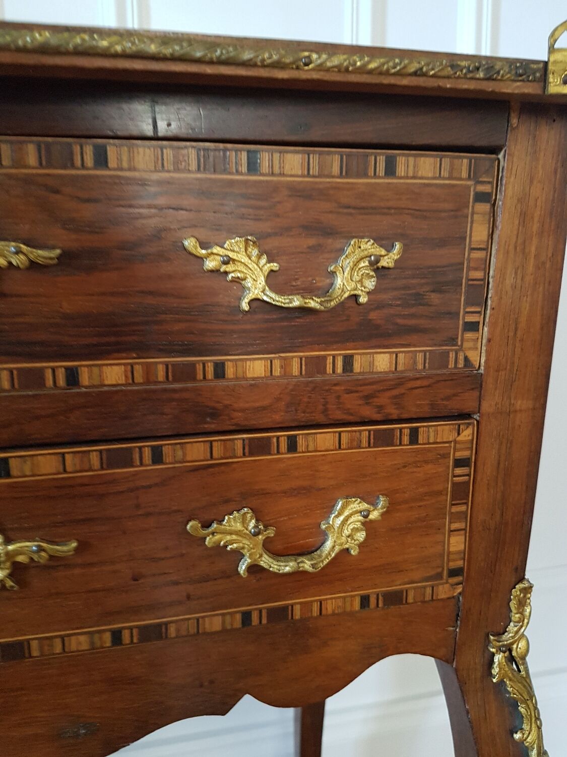 Louis XV style chest of drawers