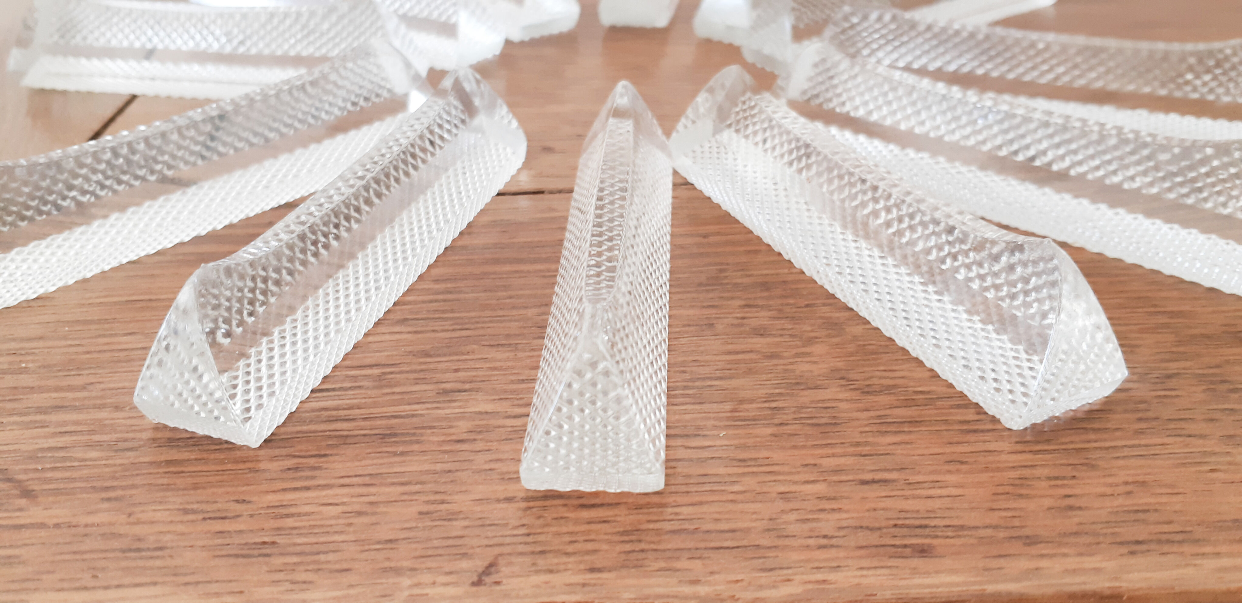 Glass knife holders