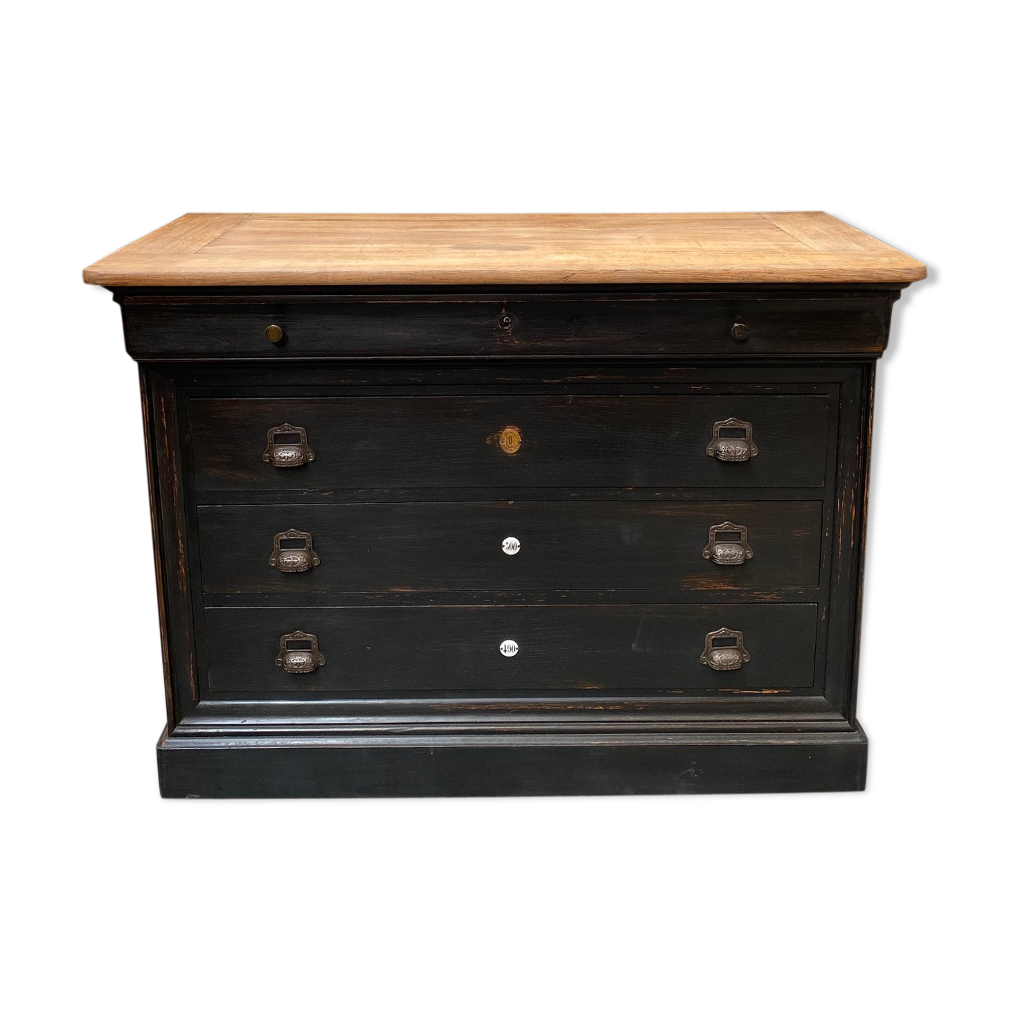 Dresser early 20th century