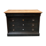 Dresser early 20th century