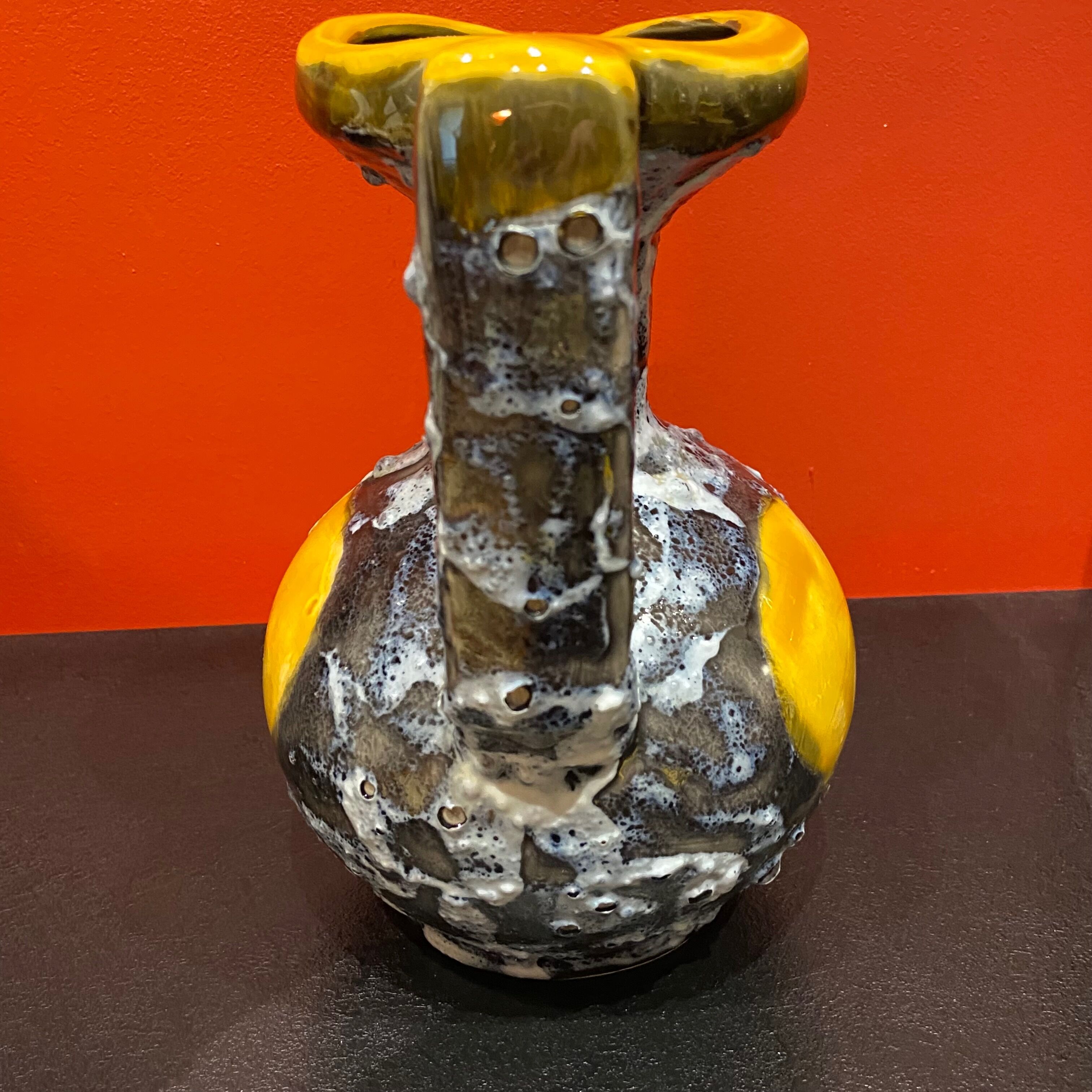 Pichet Fat Lava Vallauris années 60