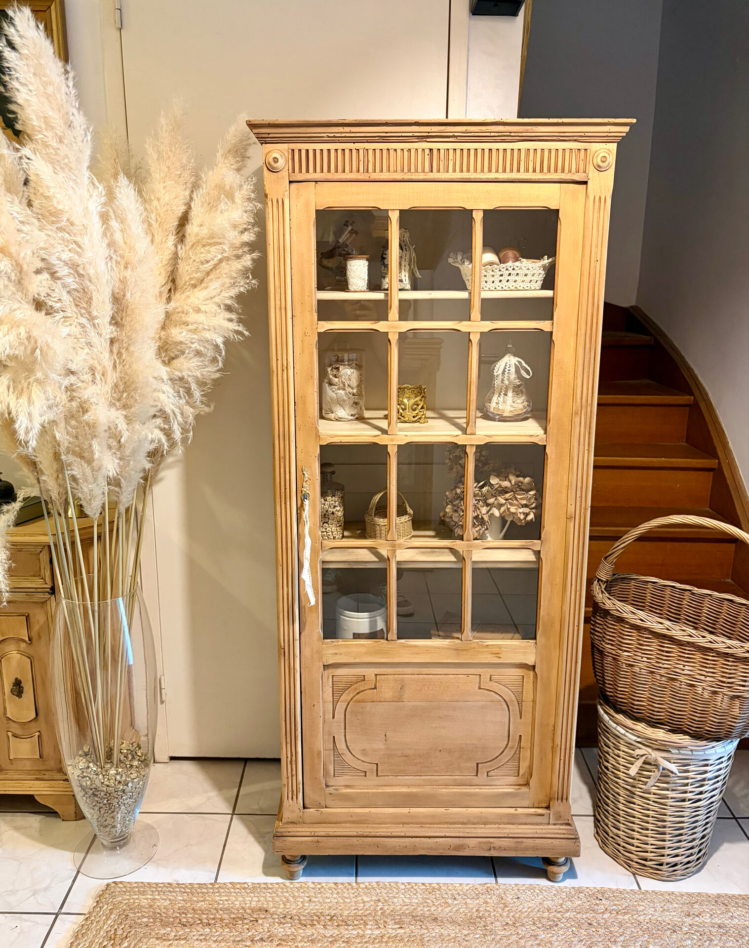 Raw wood Parisian display cabinet