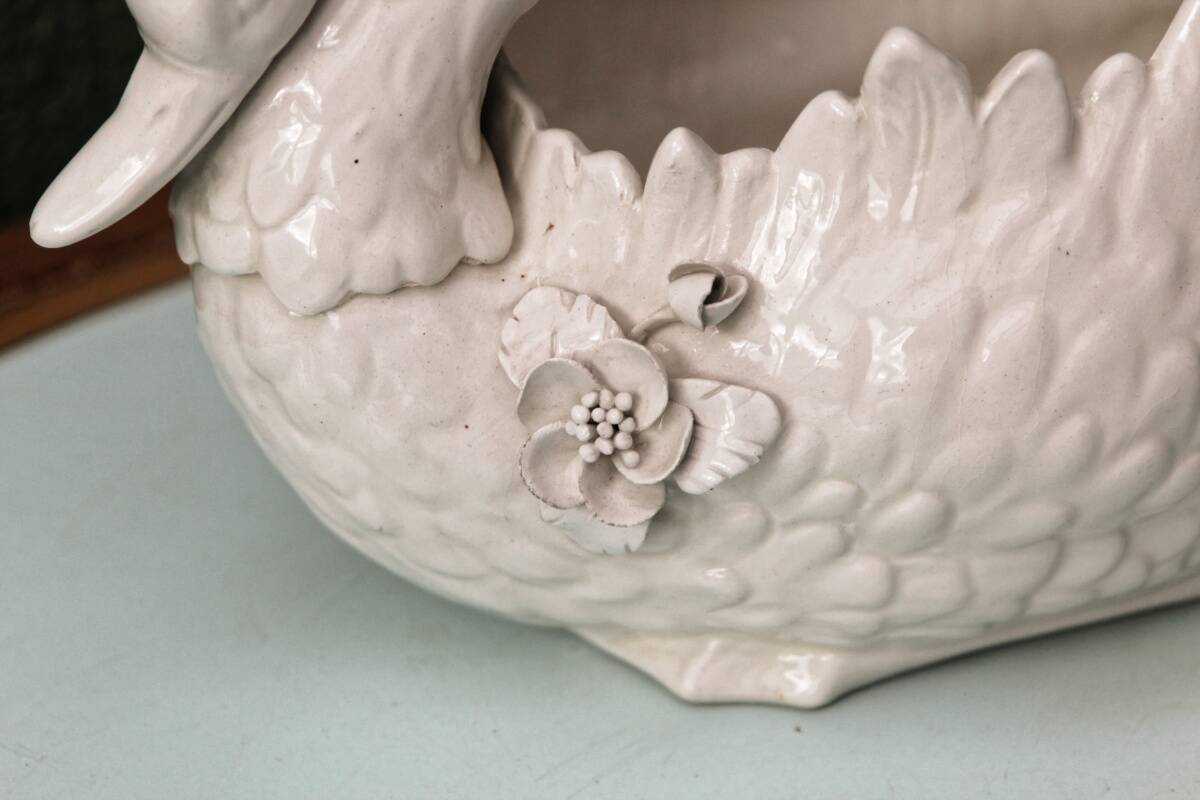 Swan centerpiece, signed Antonio Zen, Italy