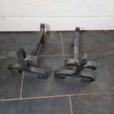 Paire de chenets en fer forgé