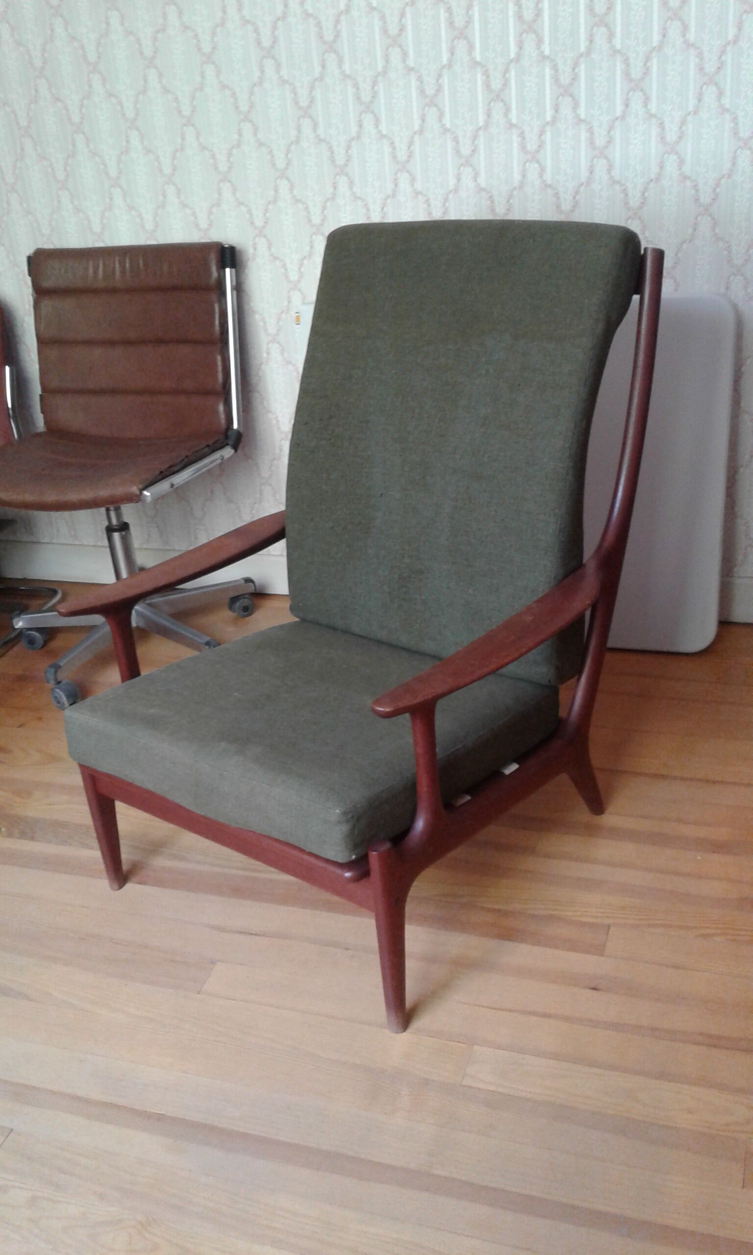 Teck bramin armchair