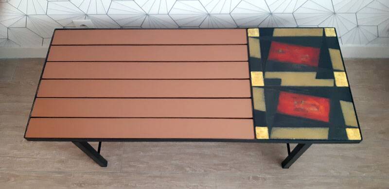 Vintage coffee table in ceramic, wood, and metal.