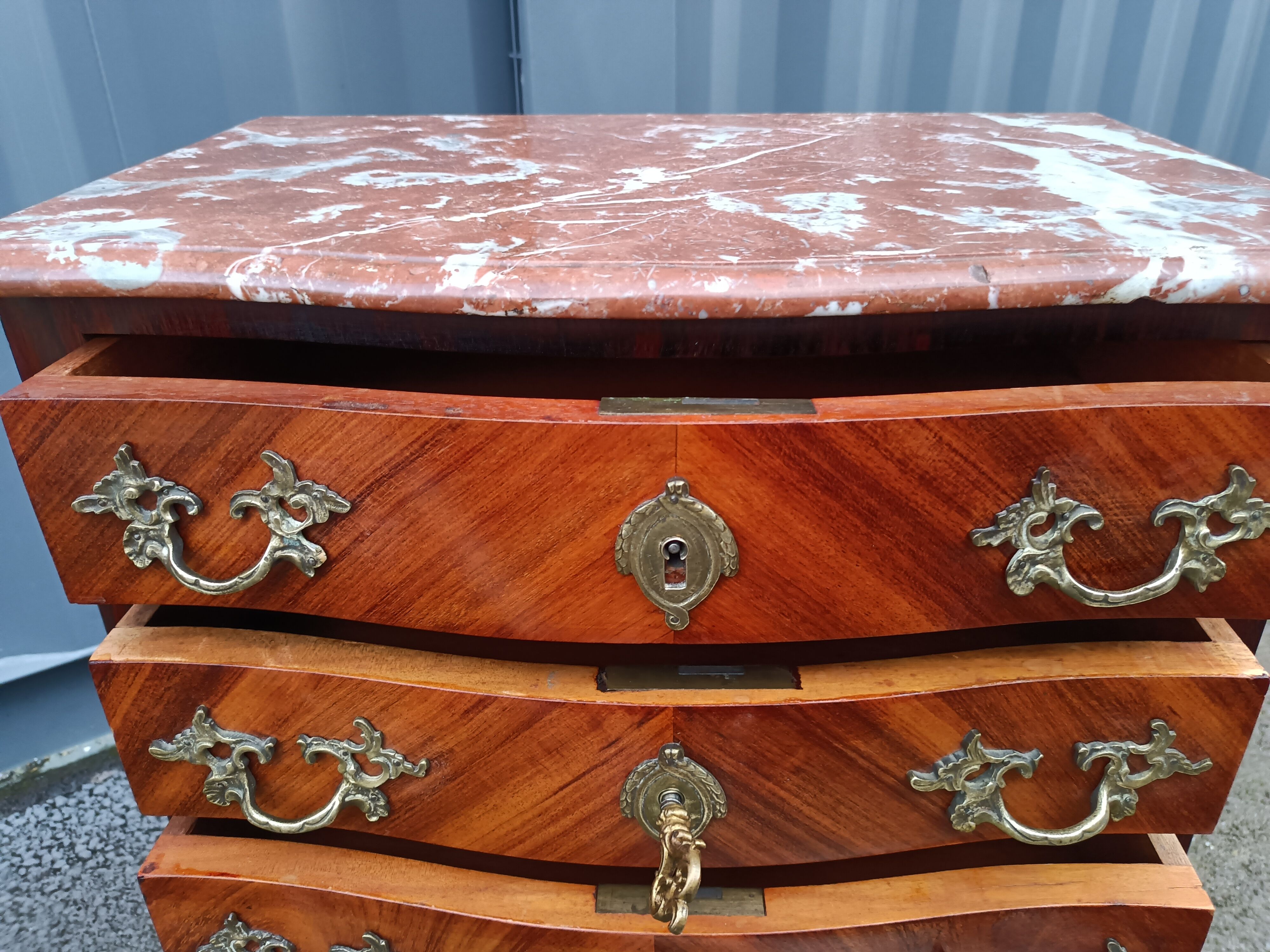 Commode ancienne marqueterie