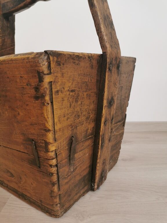 Asian wooden magazine holder