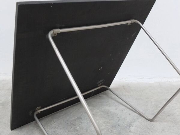 Table basse rare 'Bachelor' par Verner Panton pour Fritz Hansen, années 1950.