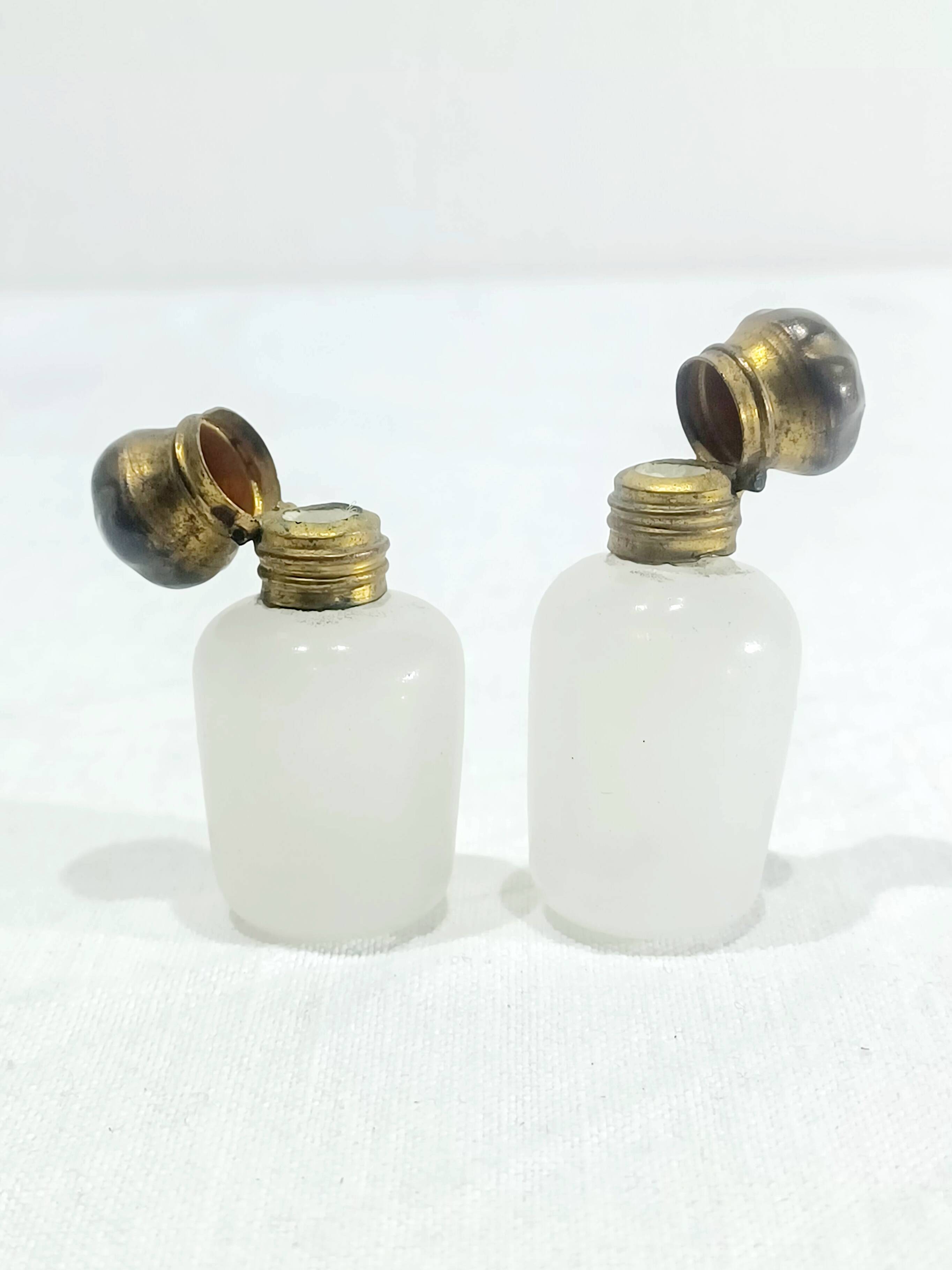 Pair of salt shakers