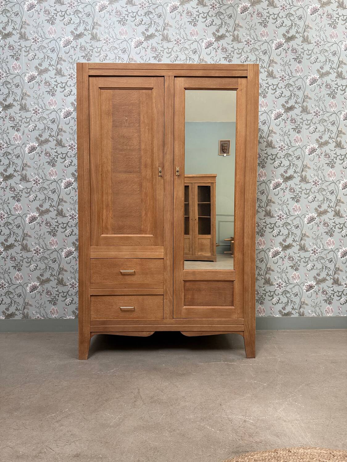 Oak wardrobe (renovated)