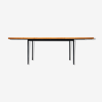 'No. 413' Extendable Dining Table in ash wood, Fred Ruf for Knoll Int., 1960's