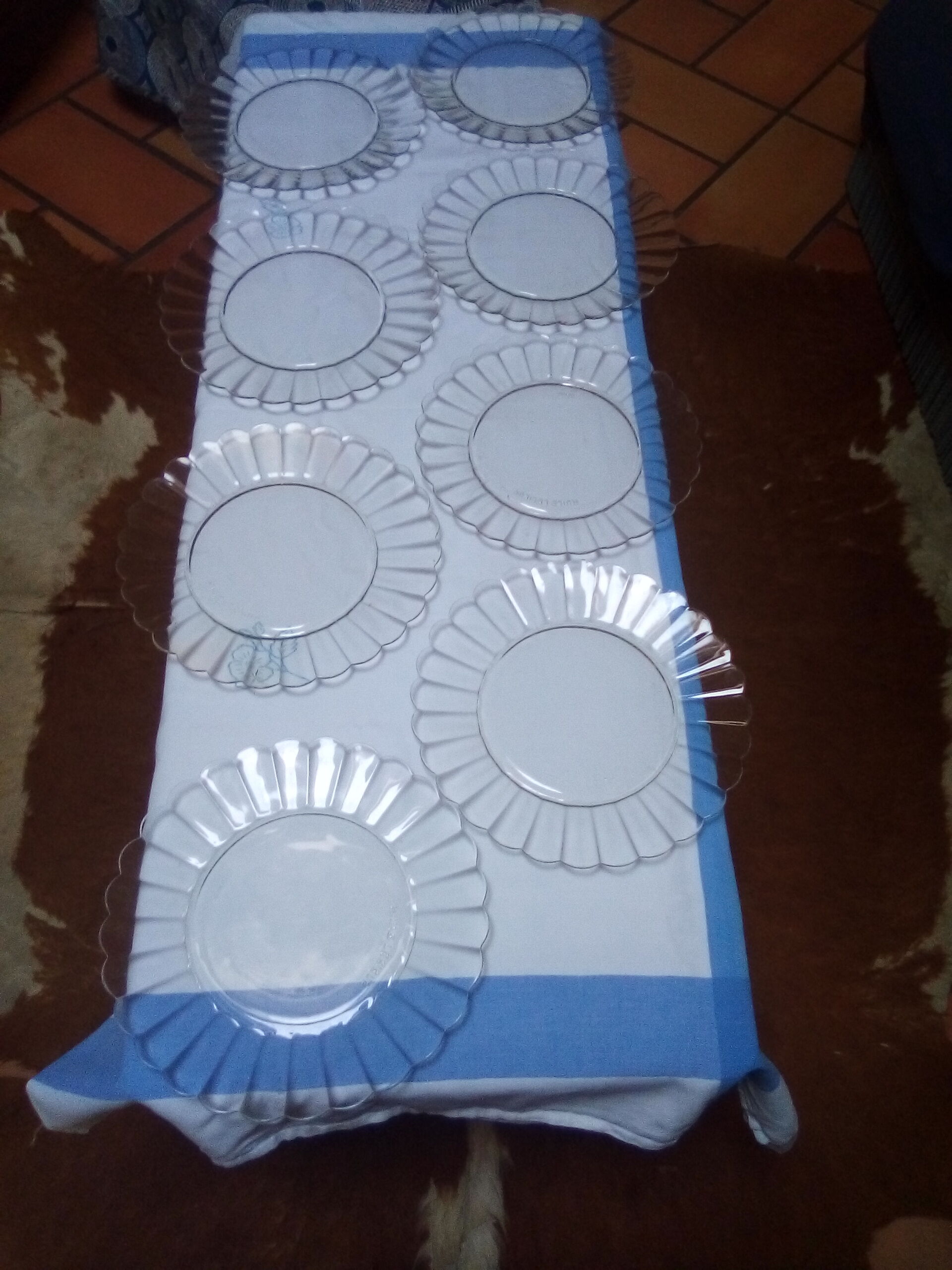 8 flat plates daisy Duralex Lesieur