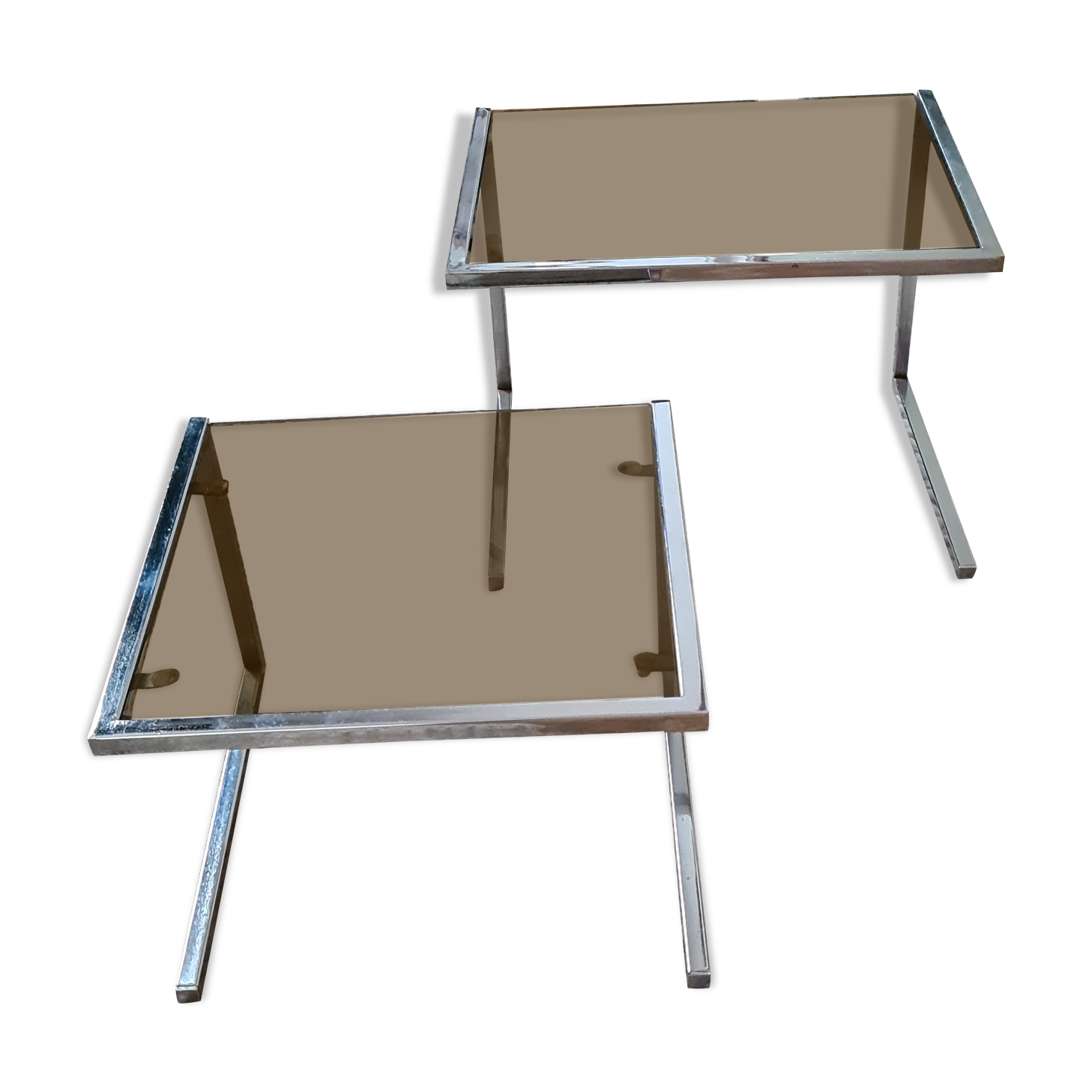 Pair of small tables gigognes