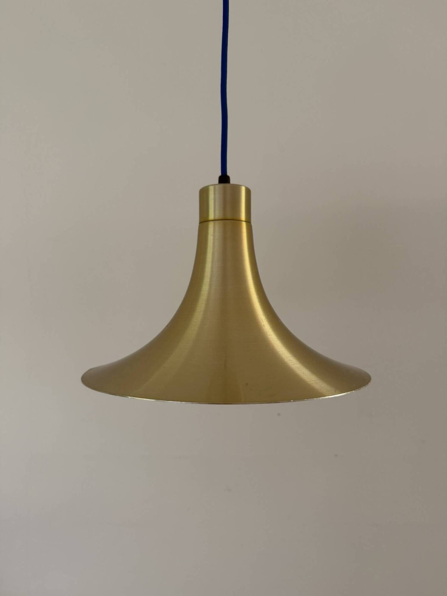 Vintage Danish design lamp in style of Semi pendel - Golden space age lamp