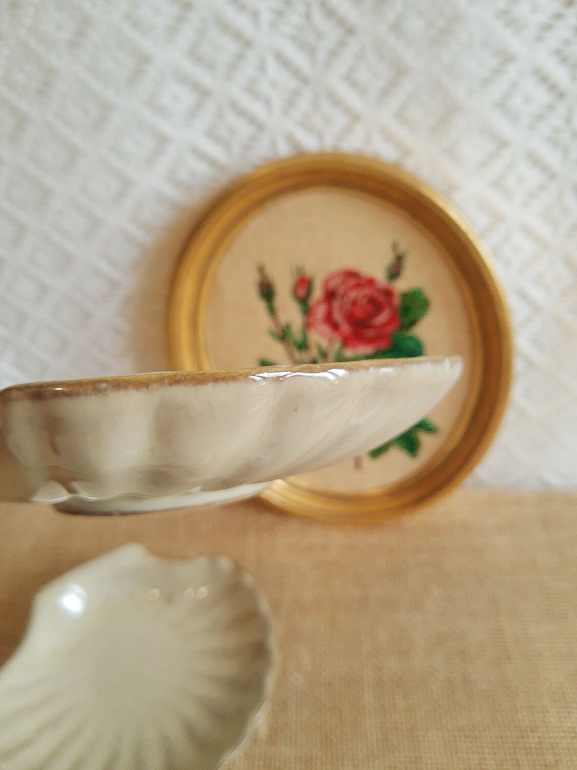 Set of 6 shells, ramekins, vintage ceramic cups