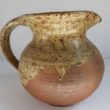 Signed vernissé sandstone pitcher