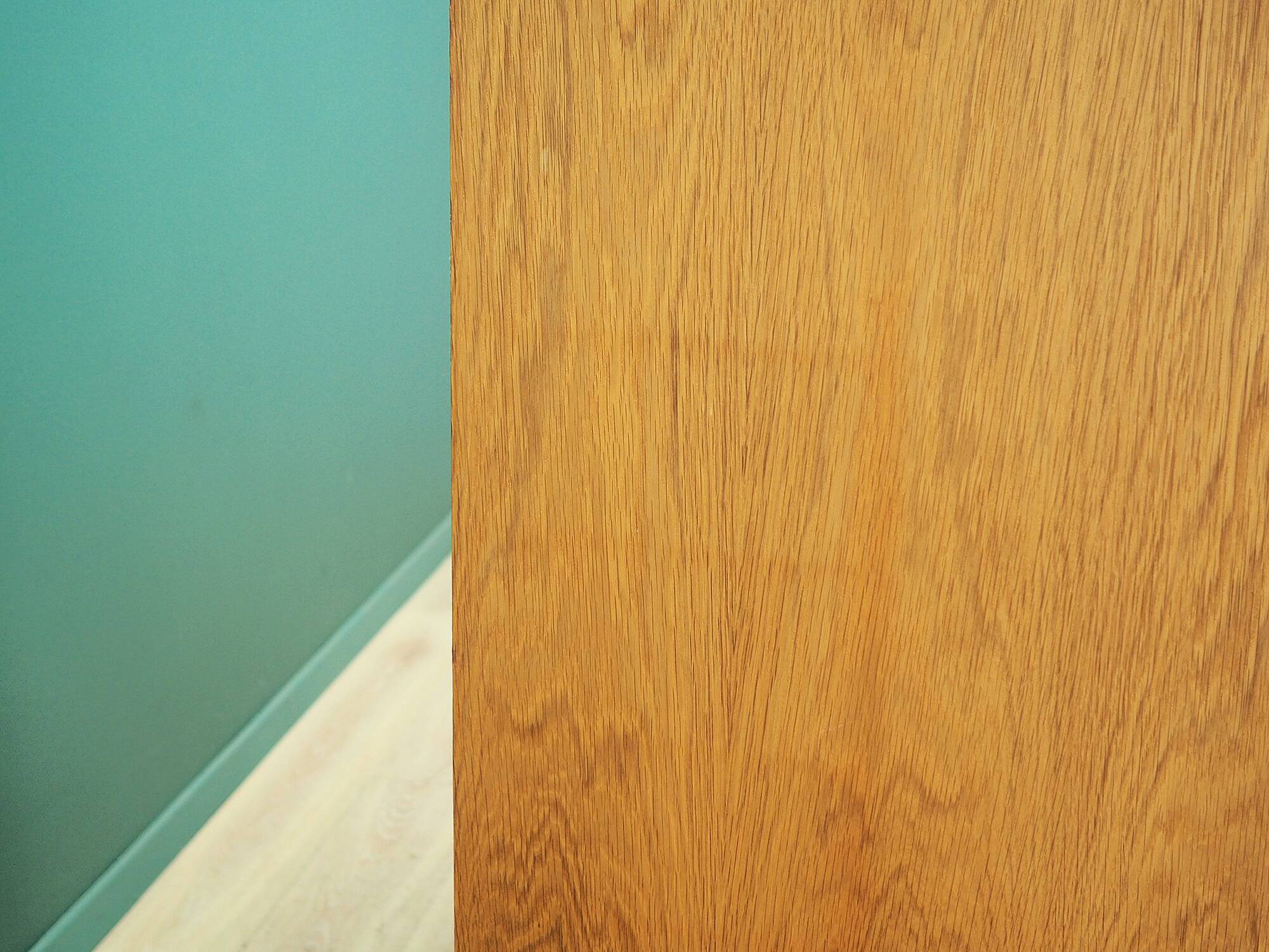 Armoire en frêne, design danois, années 60