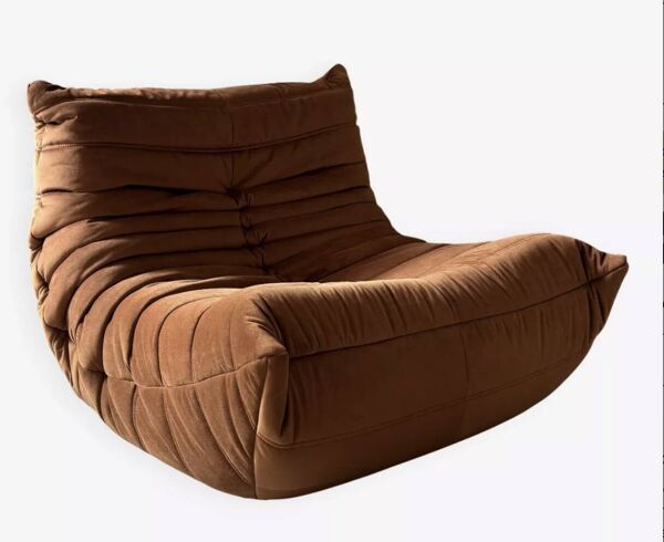 Chauffeuse togo marron par Michel Ducaroy