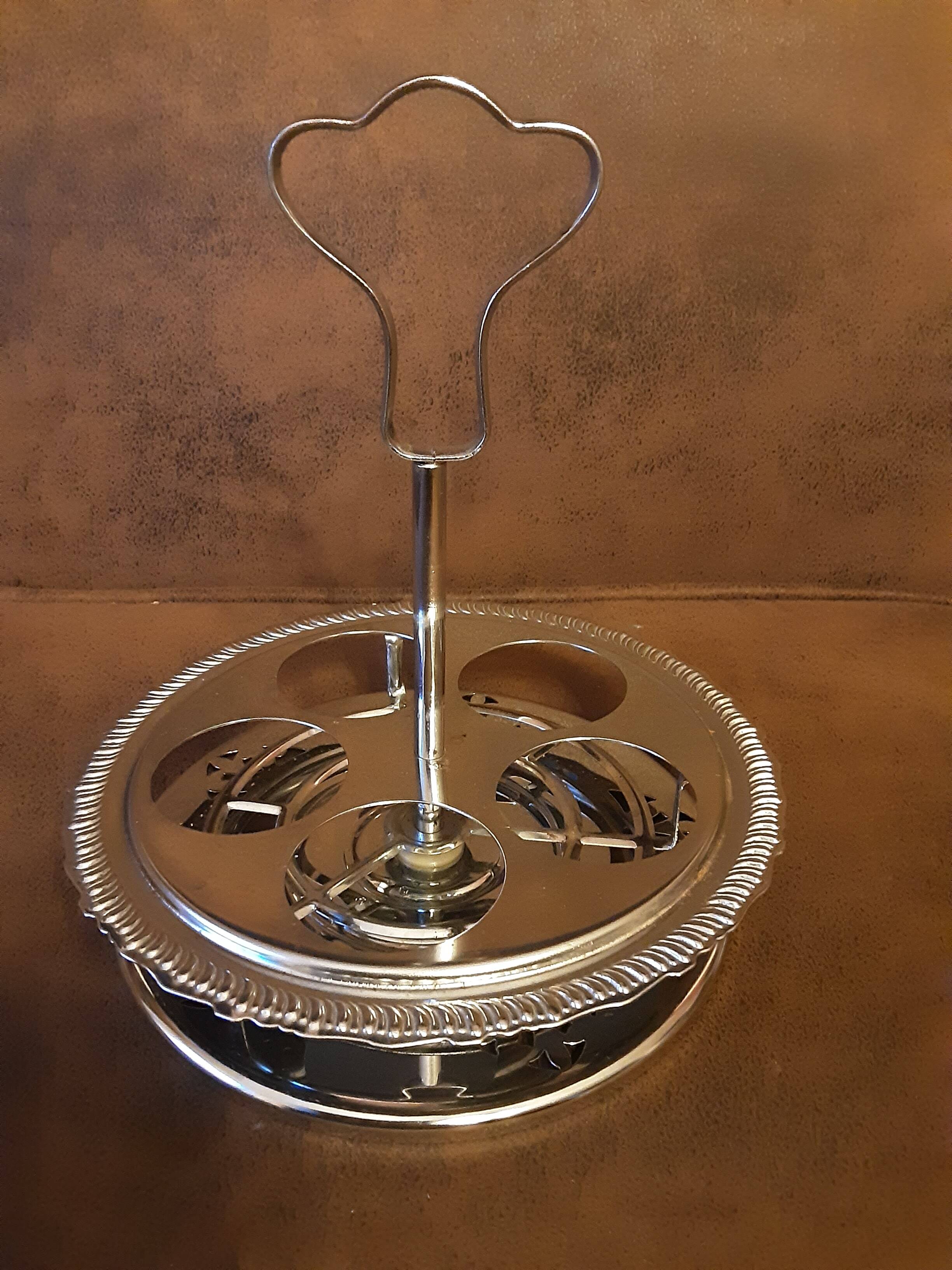Metal plate for eggs
