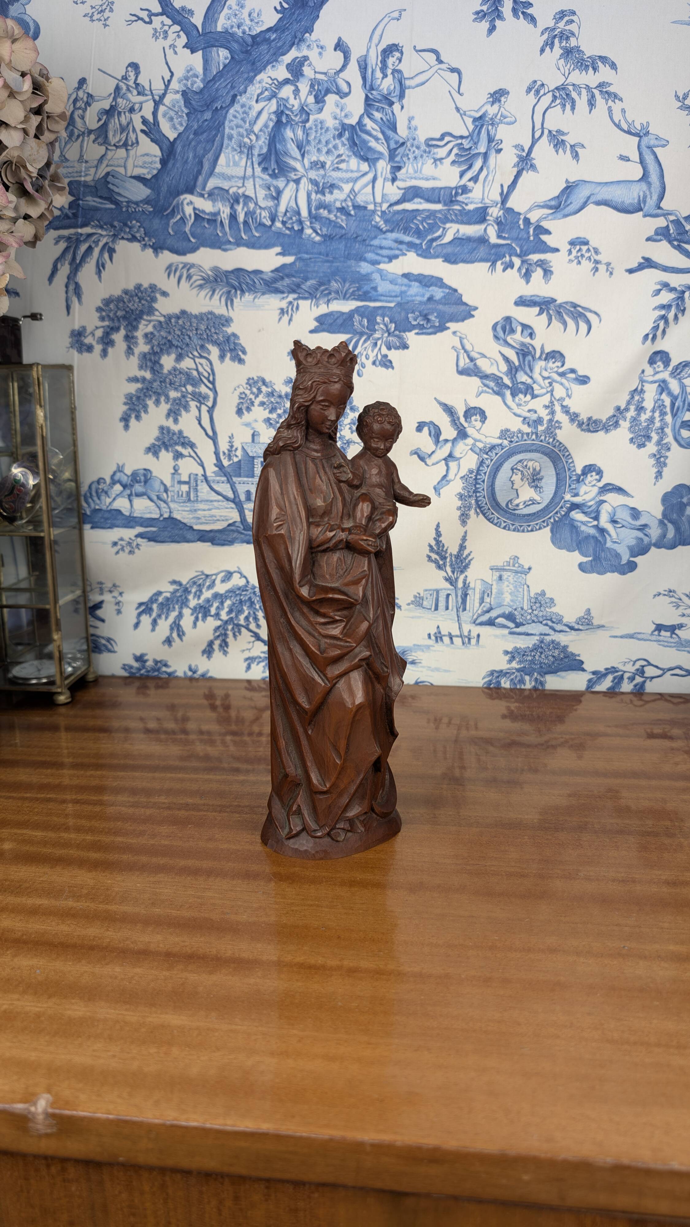 Virgin and Child in resin imitation patinated wood, Neo-Gothic style