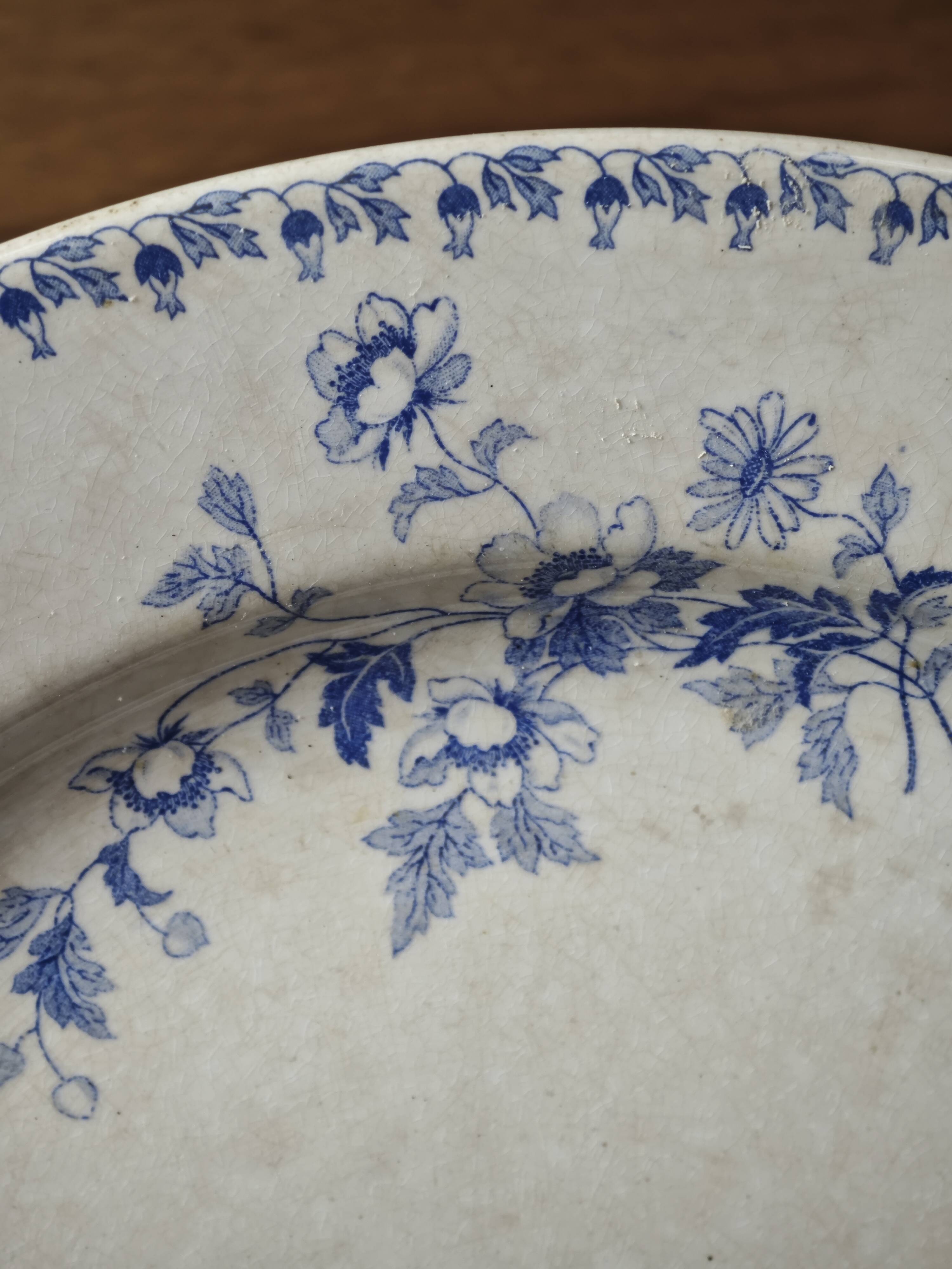 Round plate Maastricht Holland Terre de Fer model Toulouse