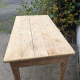 Farm table