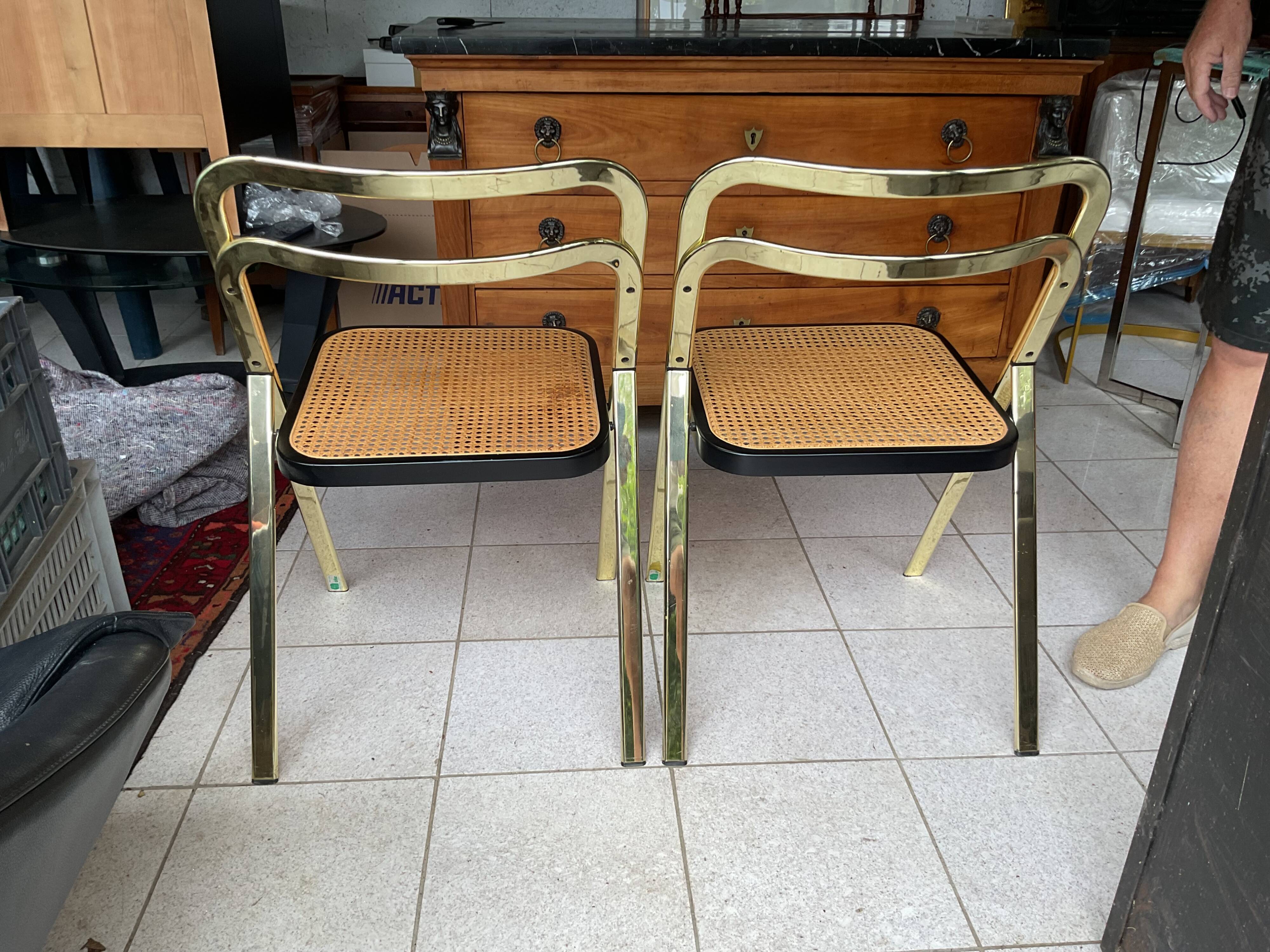 2 ribbed folding chairs CIDUE in gold chrome